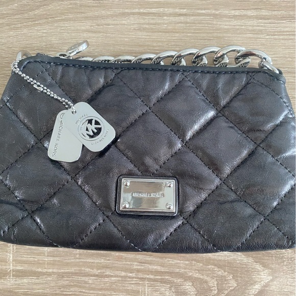 Michael Kors clutch wristlet bag - Picture 5 of 6